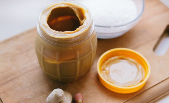 beurre de cacahuètes pour chien